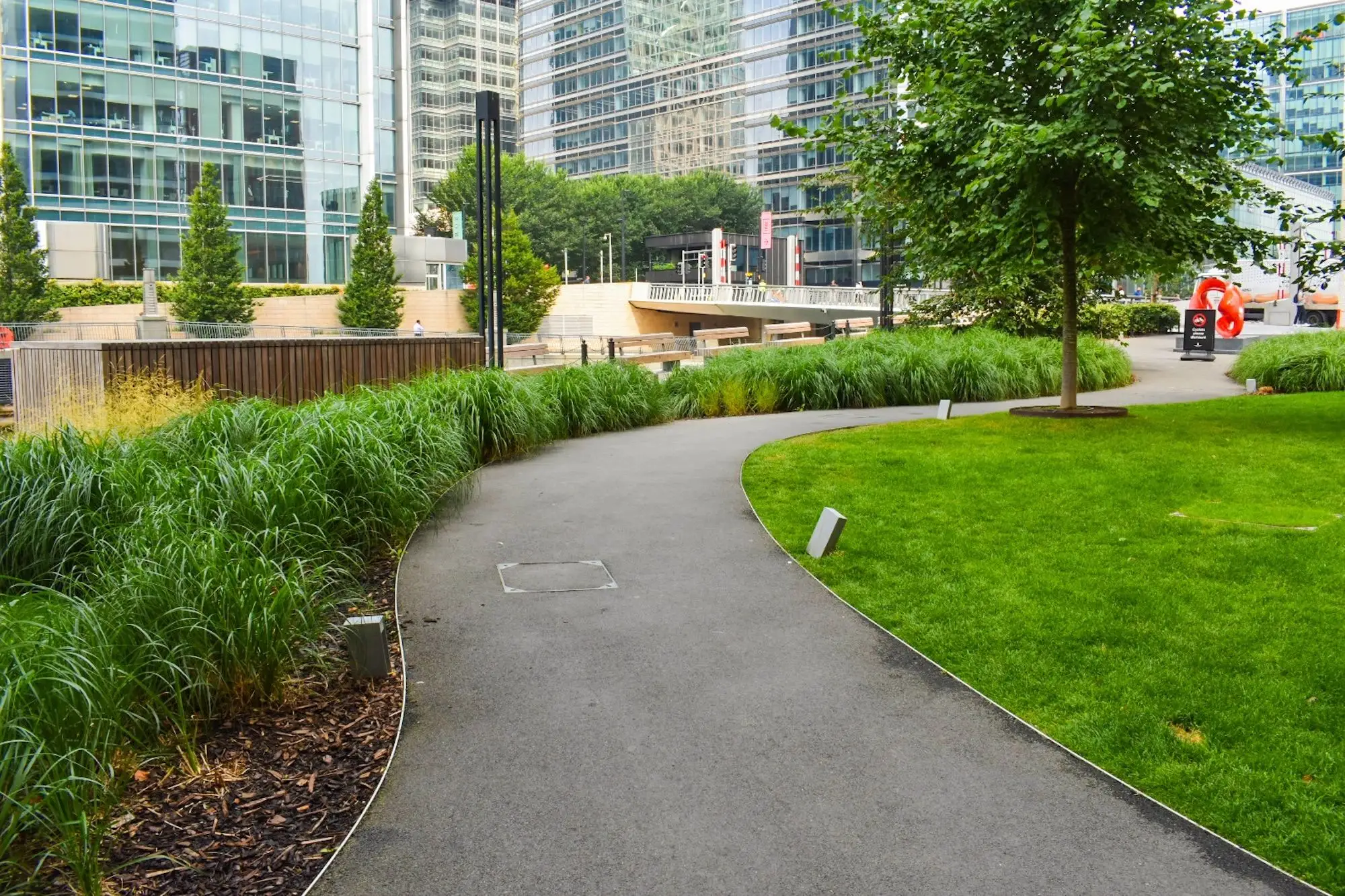 Harbour Quay Gardens, Wood Wharf commercial landscape project