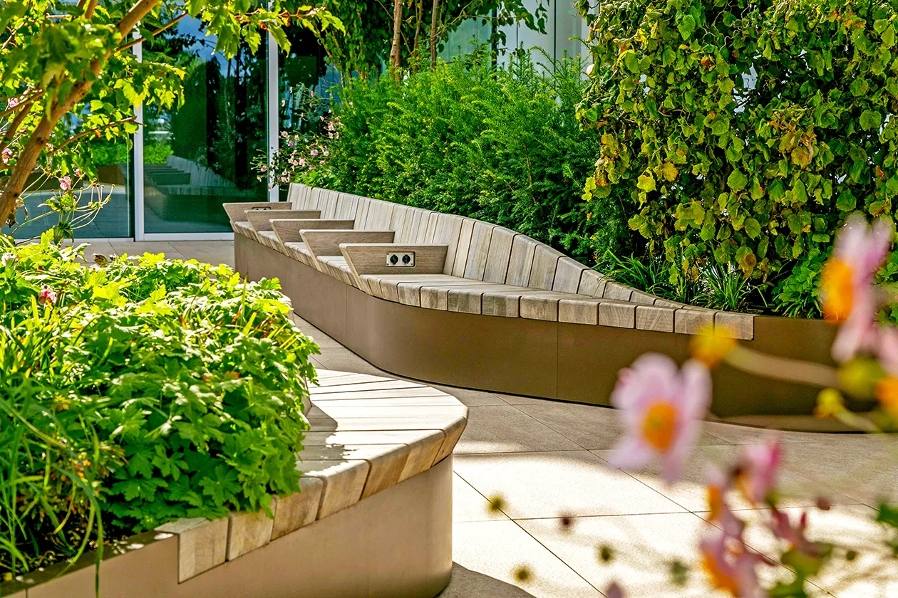 London Wall furniture
