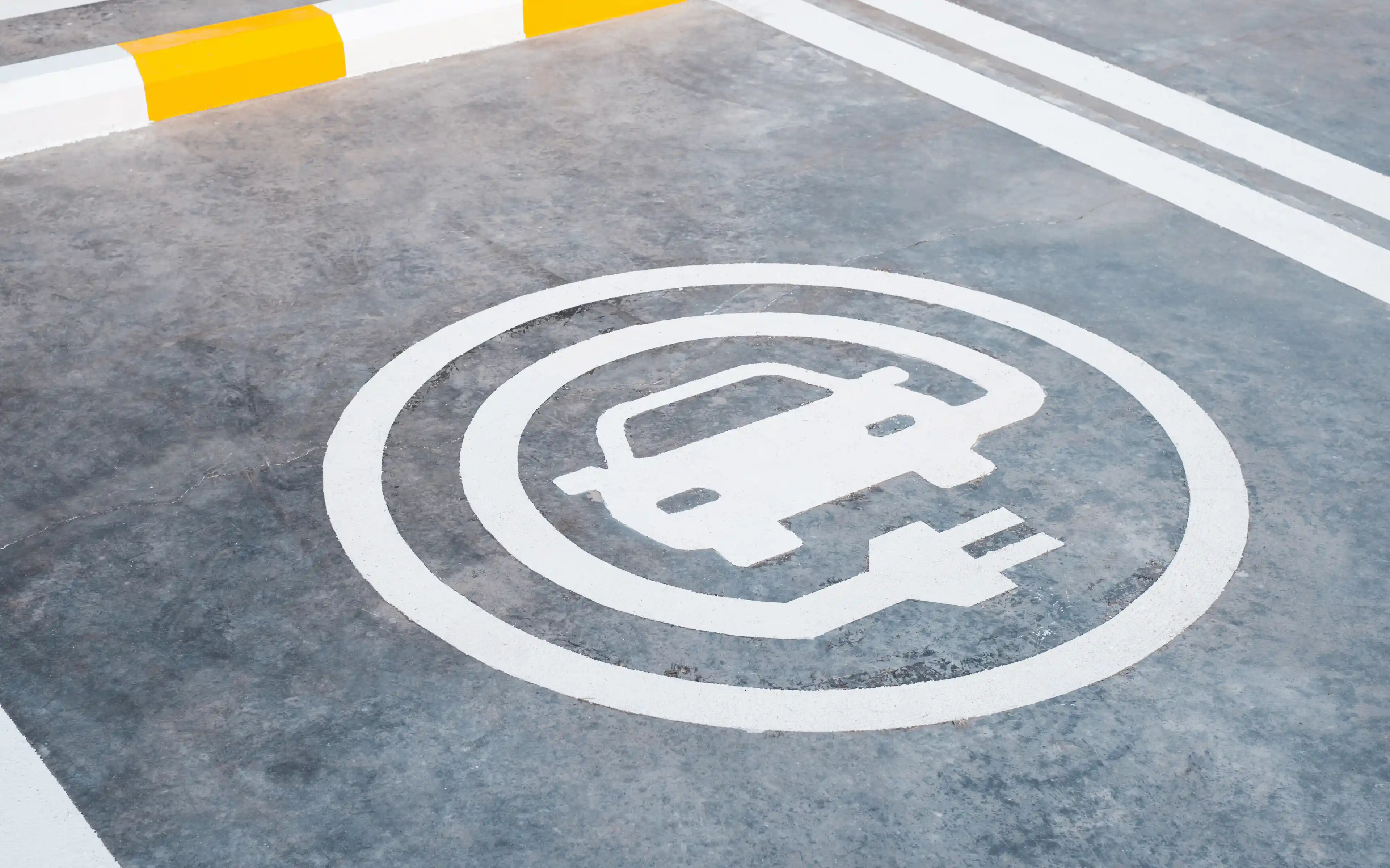 Parcheggio di ricarica EV