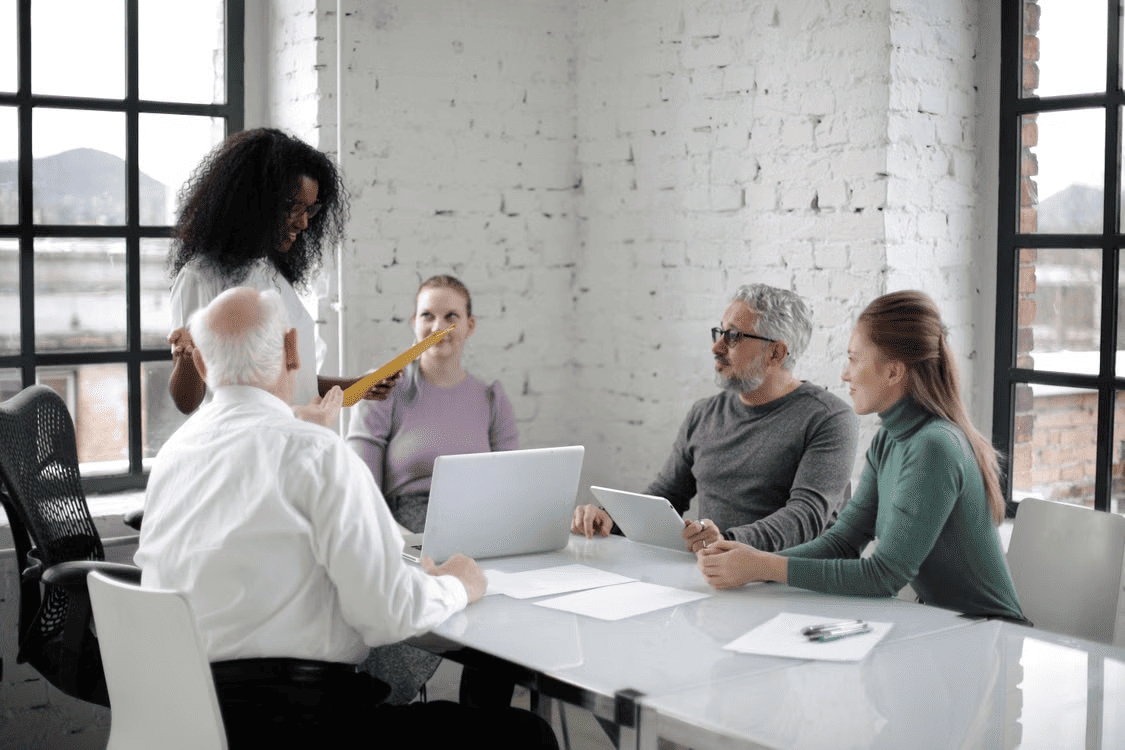 Global HRIS systems: Top options and choosing the right fit