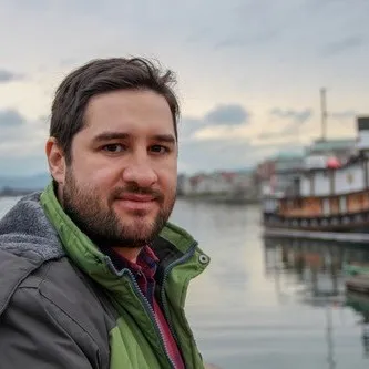 Sinan Sari, Founder and CEO of Horizon Labs