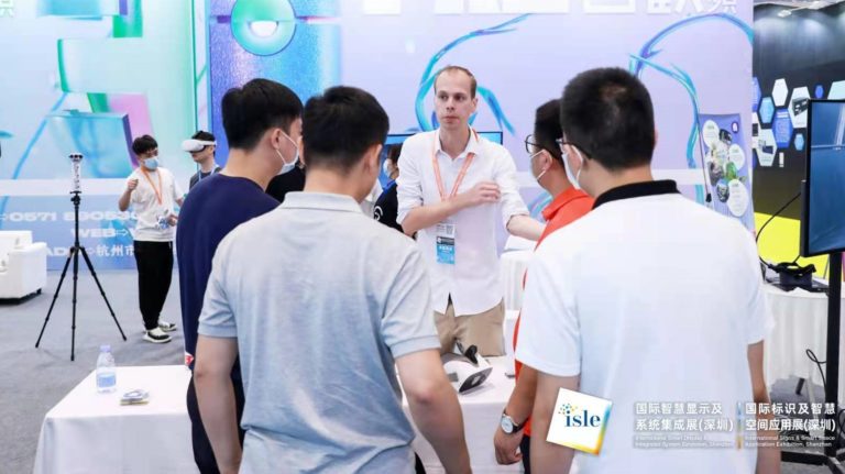 Glenn is optimistic about the VR industry in China: “I see an industry that's developing and providing opportunities for Tiledmedia in China.