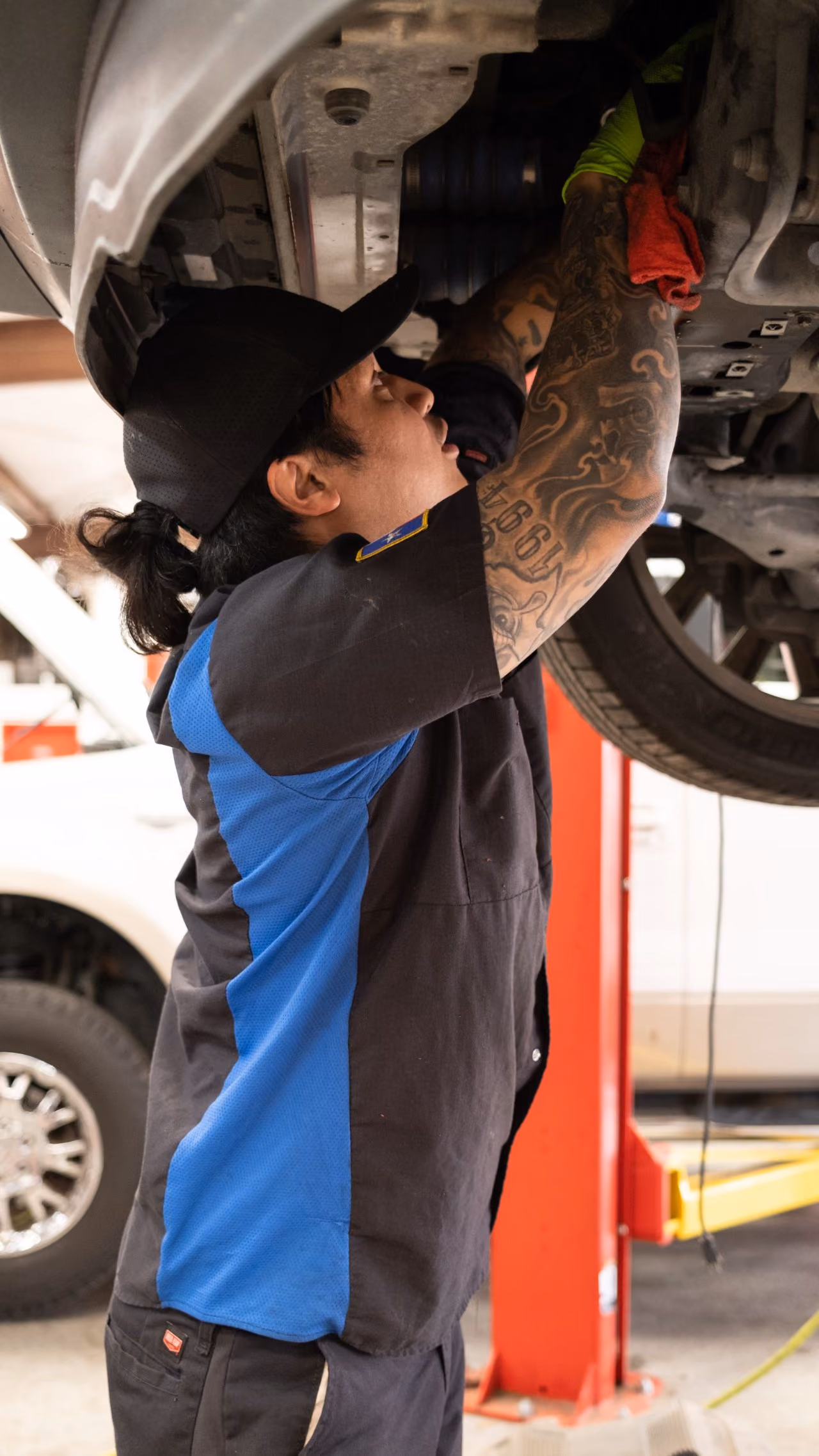 A car technician doing his work at Kenneth's Car Care