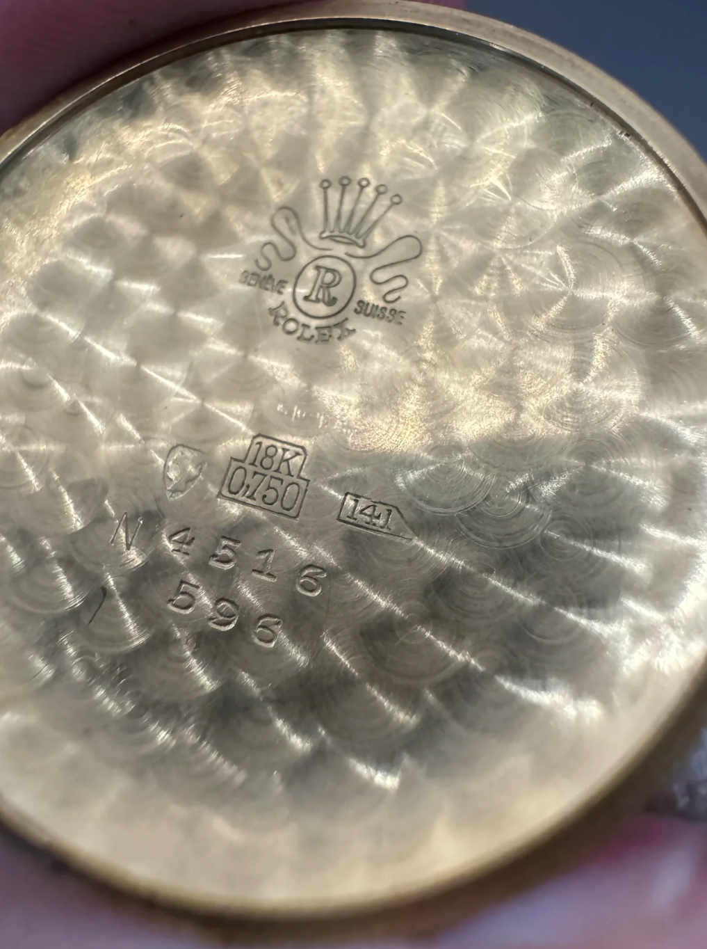 Rolex Ref. 4516 "Fancy Lugs", 18K gold, Gabus Frères case