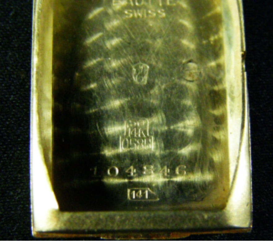 Bautte Swiss caseback with Hammerhead №141 mark, case no. 104846