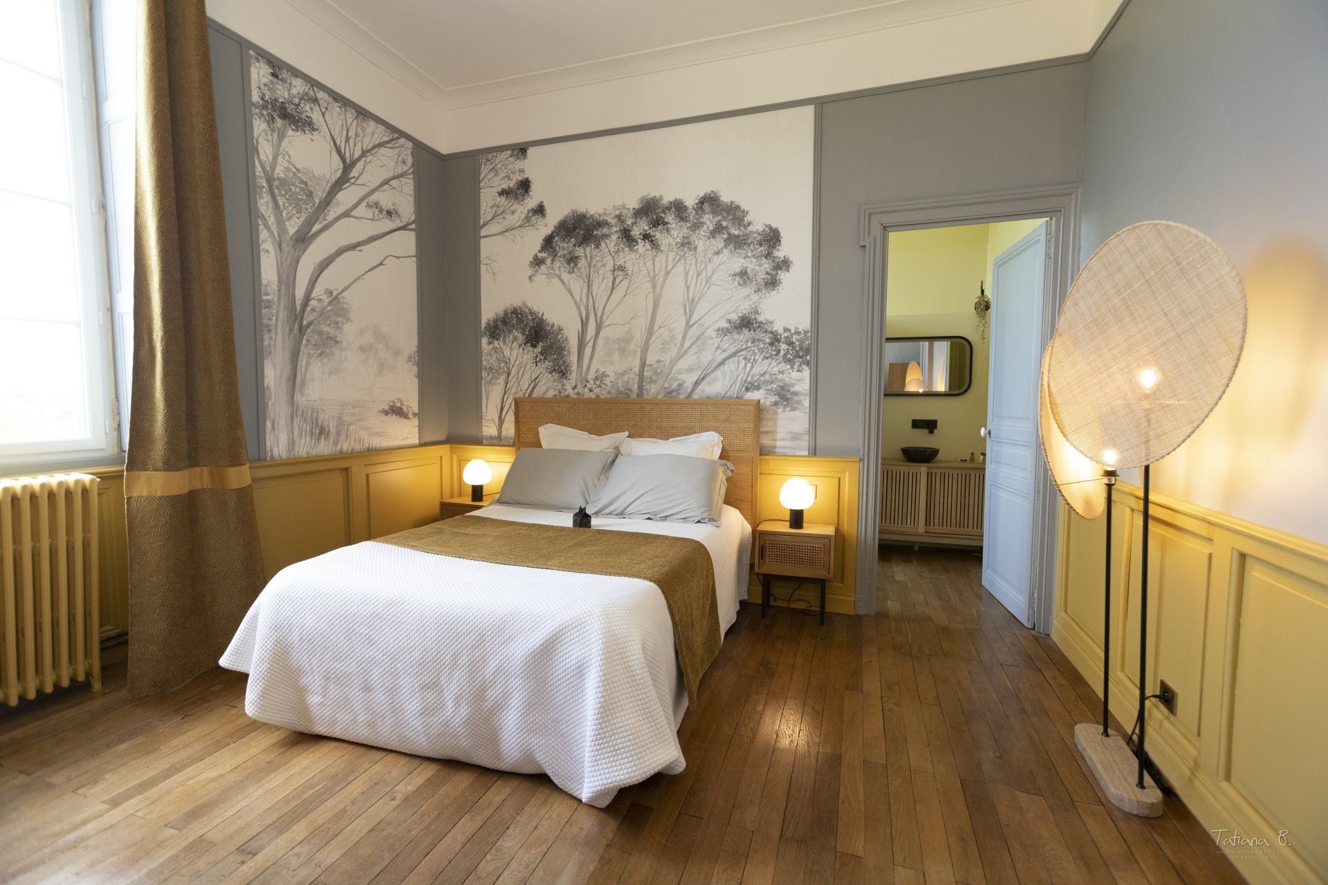 Chambre claire à fresque, Escale Méditation, Château l'Escale à Vair-sur-Loire