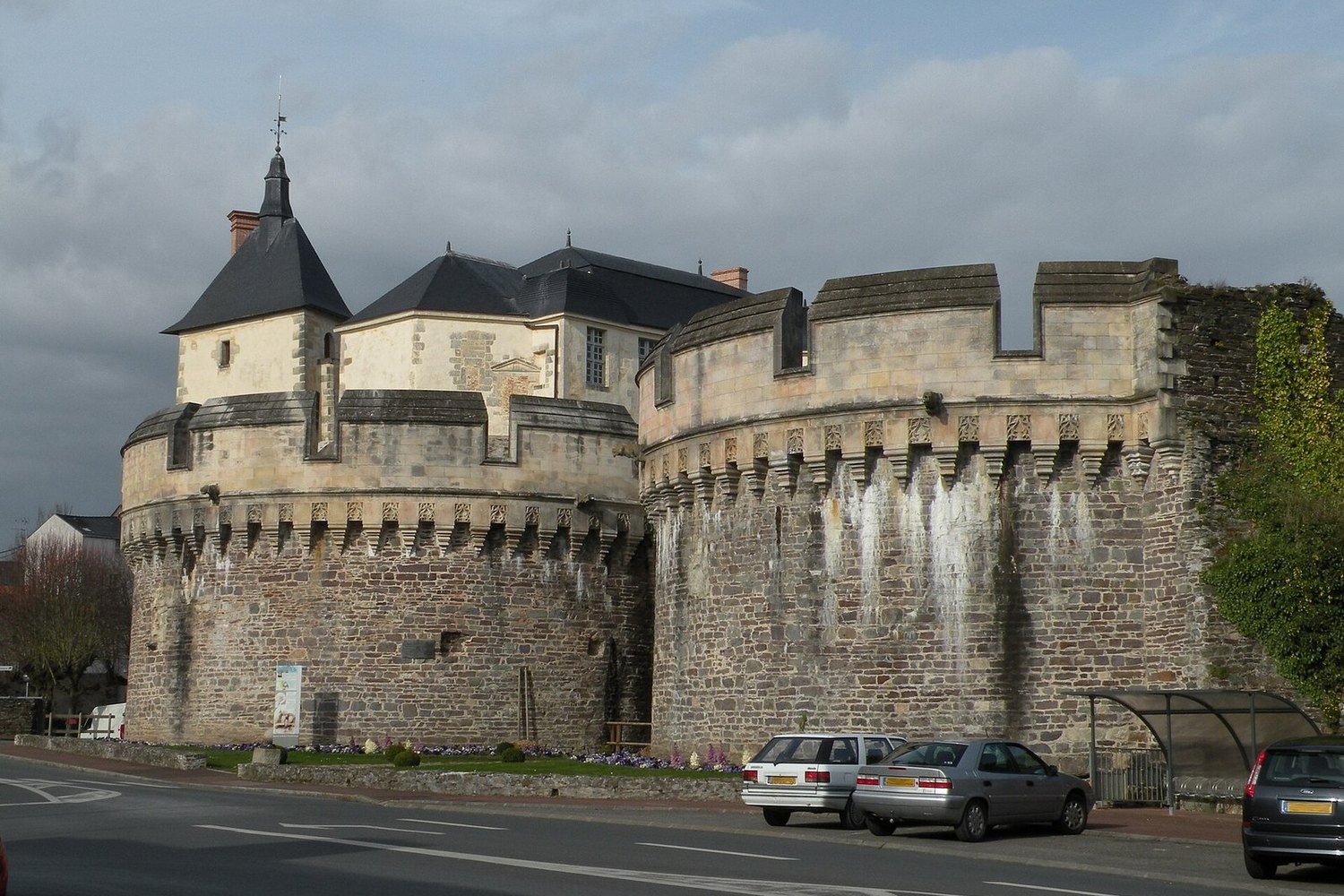 Façade du Château l'Escale à Vair-sur-Loire, à 9 km d'Ancenis
