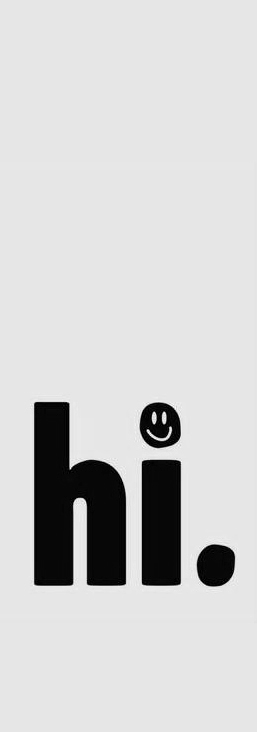 'hi.' skrevet med sort tekst på en grå baggrund med et smilende ansigt over 'i'.