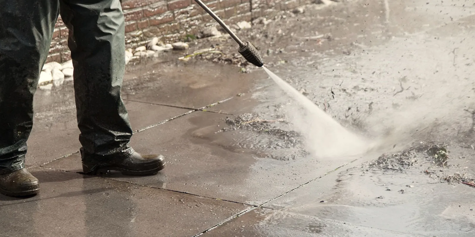 Commercial outdoor power washing