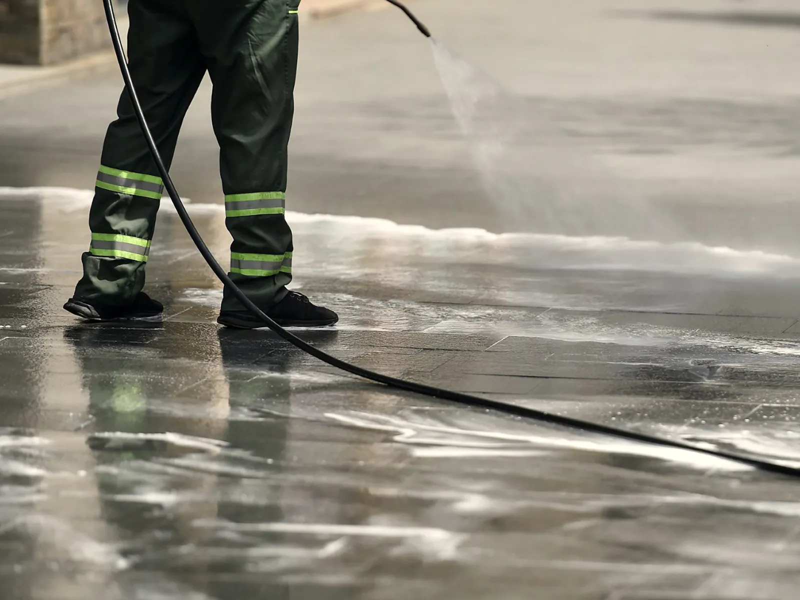 Parking ramp power washing