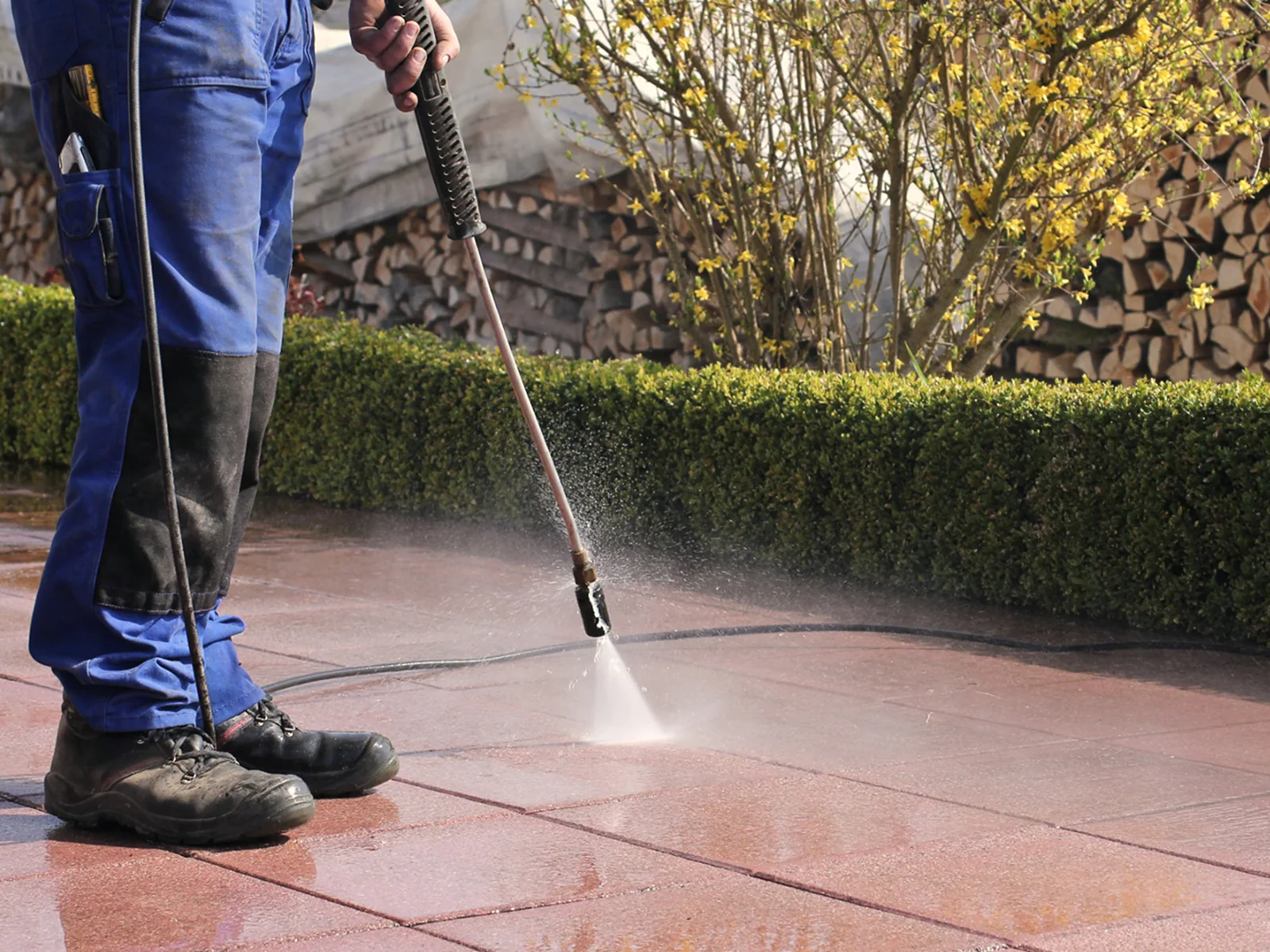 Sidewalk power washing