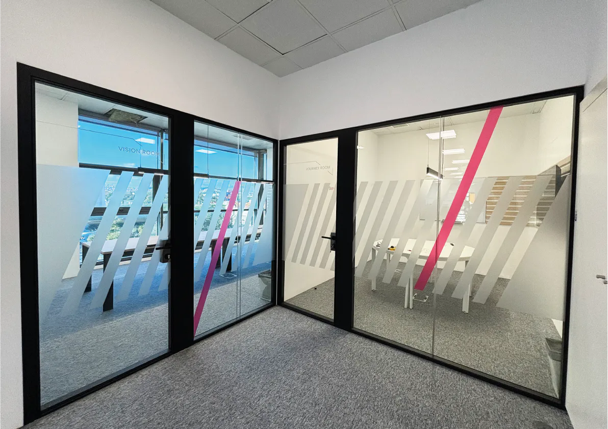 Brighten office interior – photo 2