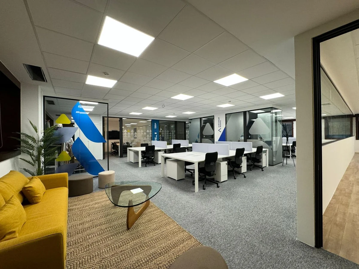 Advans Group office interior – main photo