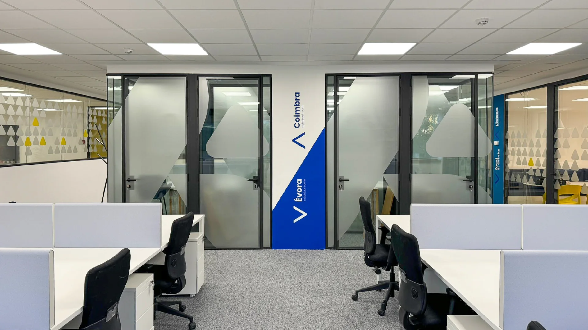 Advans Group office interior – photo 3