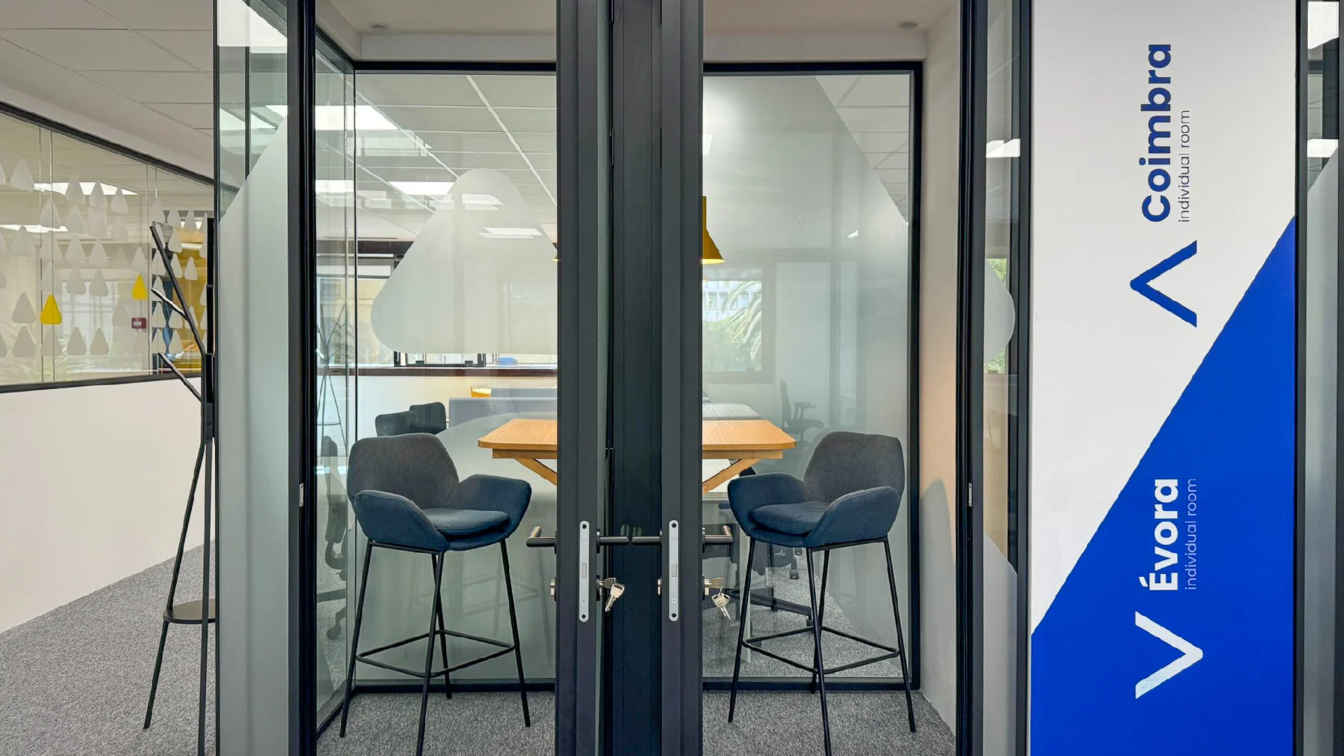 Advans Group office interior – photo 11