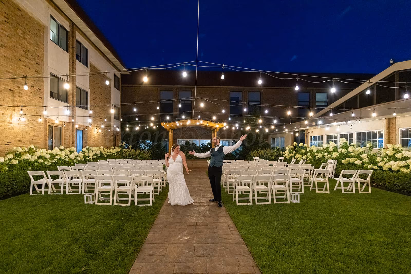 Ann Arbor and metro Detroit wedding photography by Fullerton Photography.