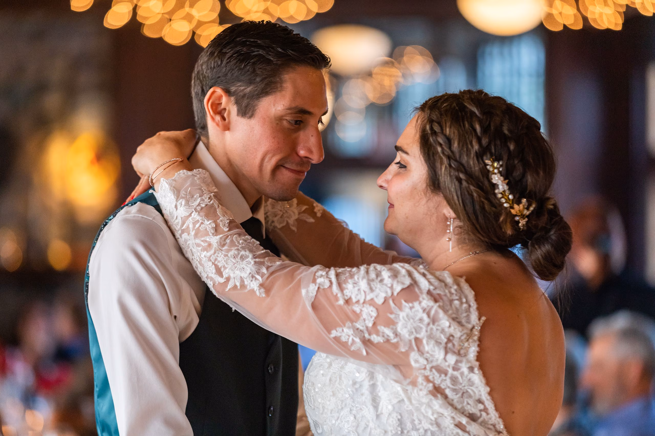 Wedding couple outdoors at golden hour