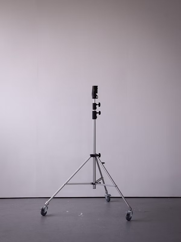 Avenger Rolling Stand