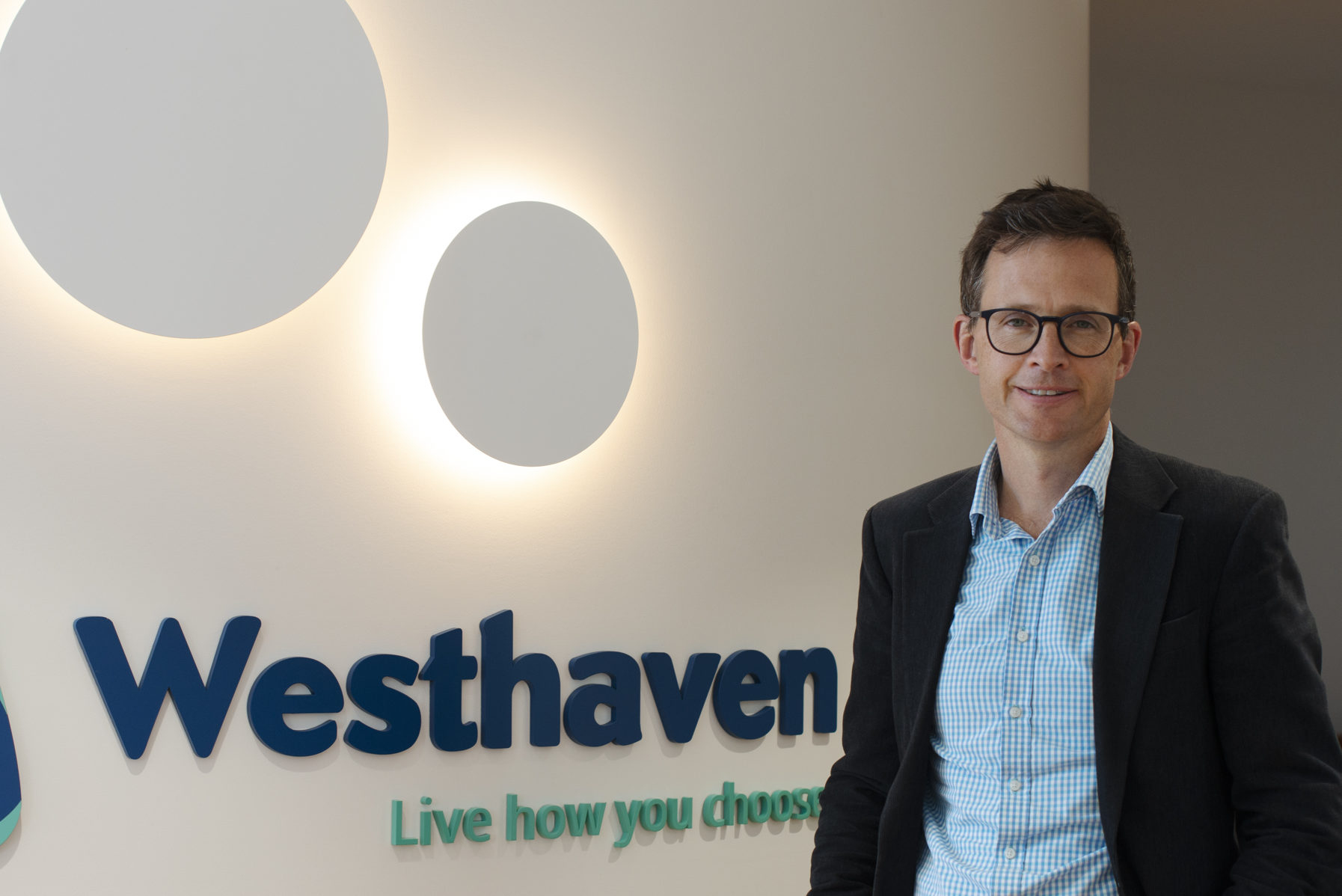 Peter Jones bg Westhaven