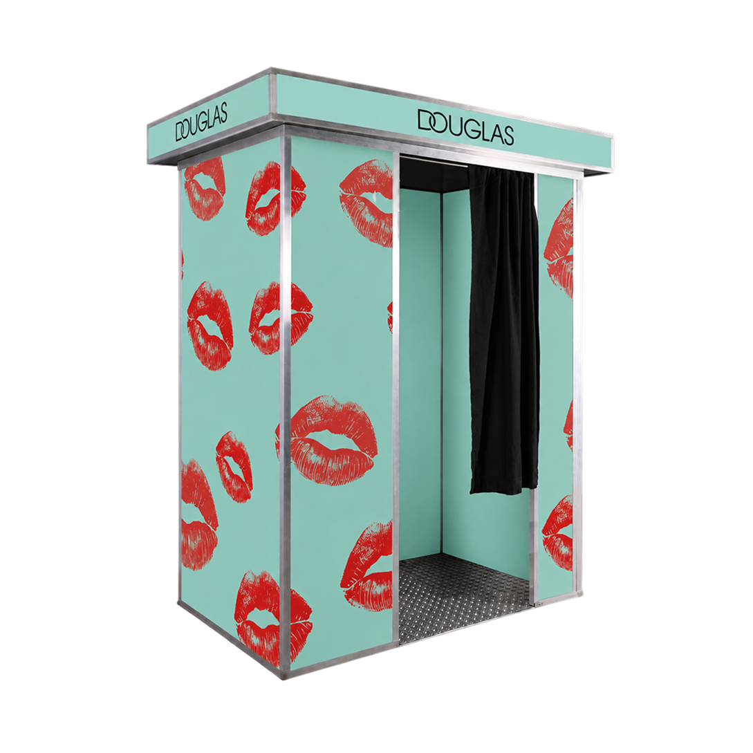 Fotoautomat im Douglas-Branding