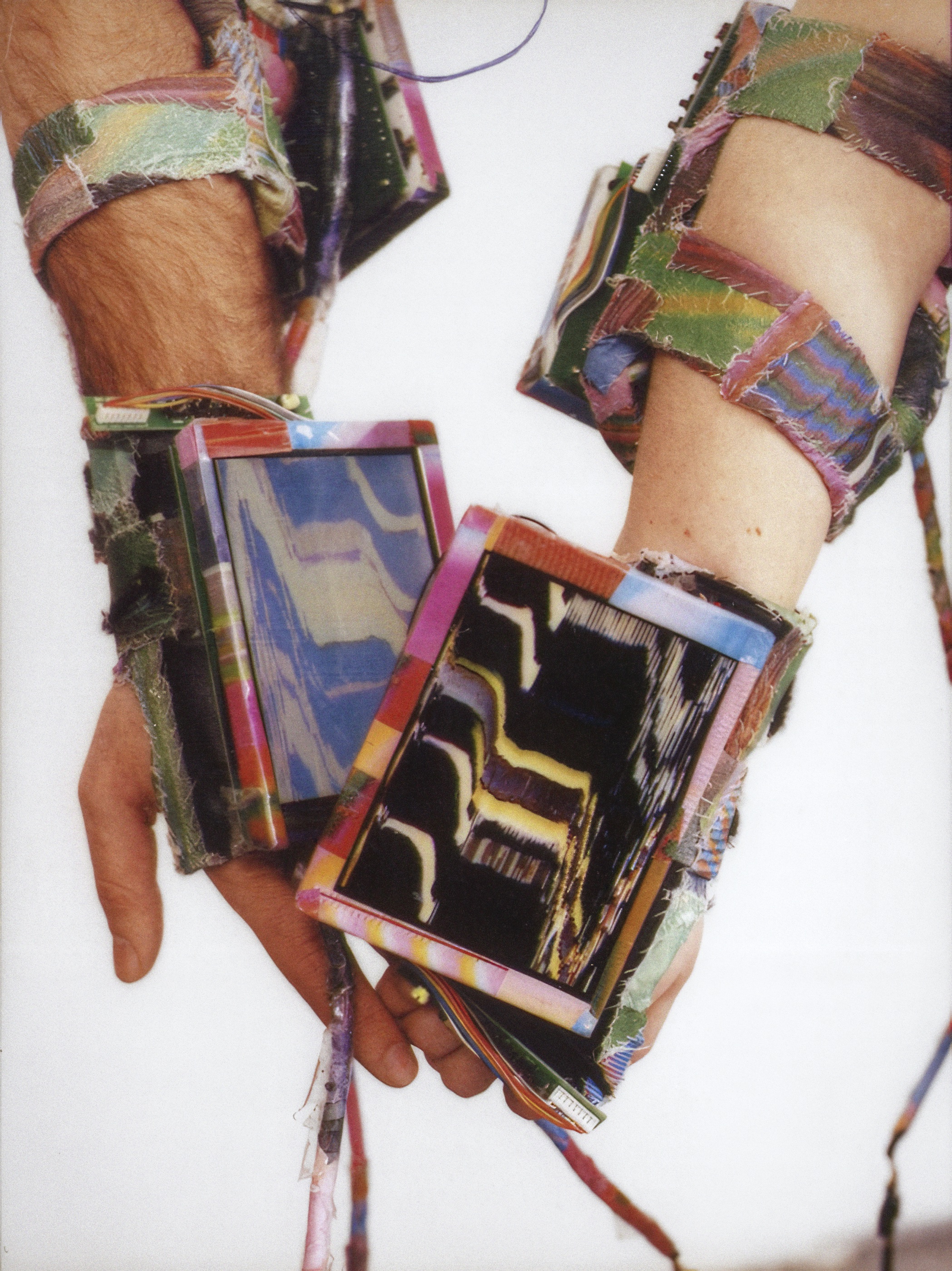 VideoWear, Kyle Arm, œuvre de LoVid — Galerie Charlot