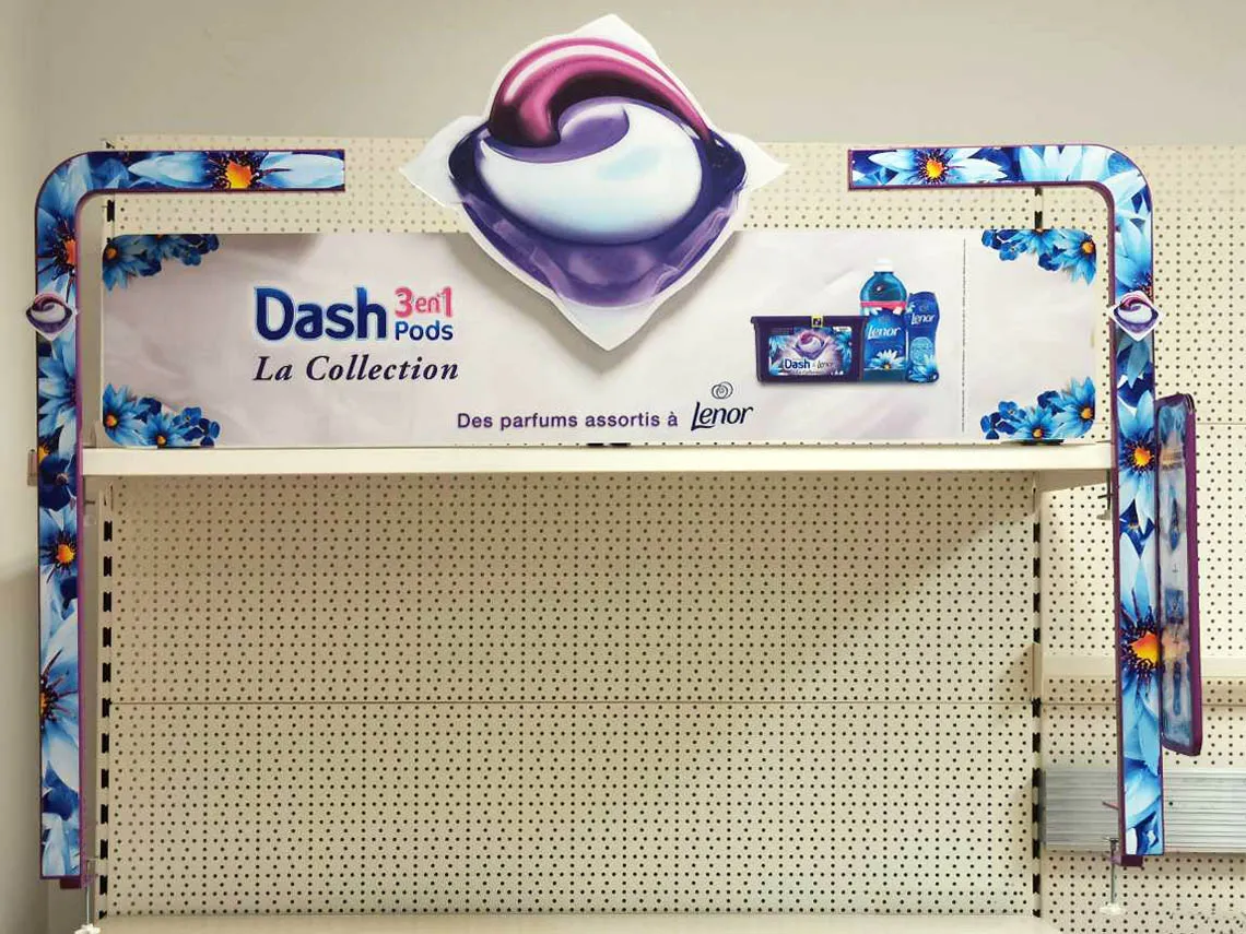 Dash boutique retail display