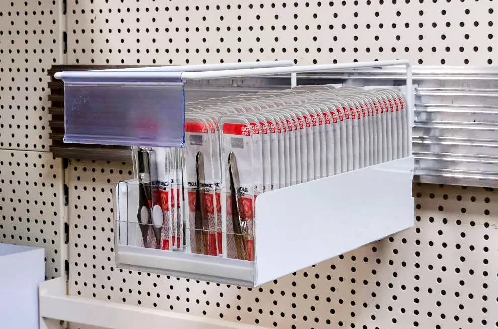 Tweezers display module