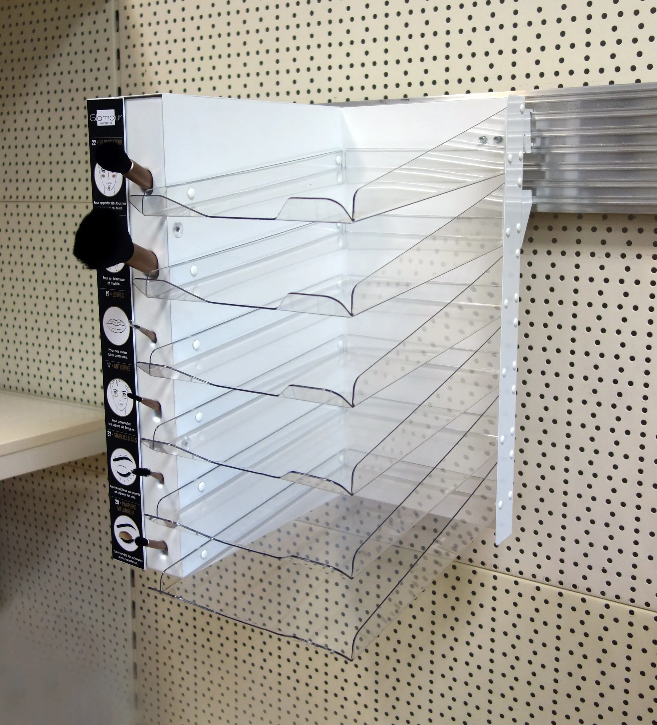 Paintbrush retail display
