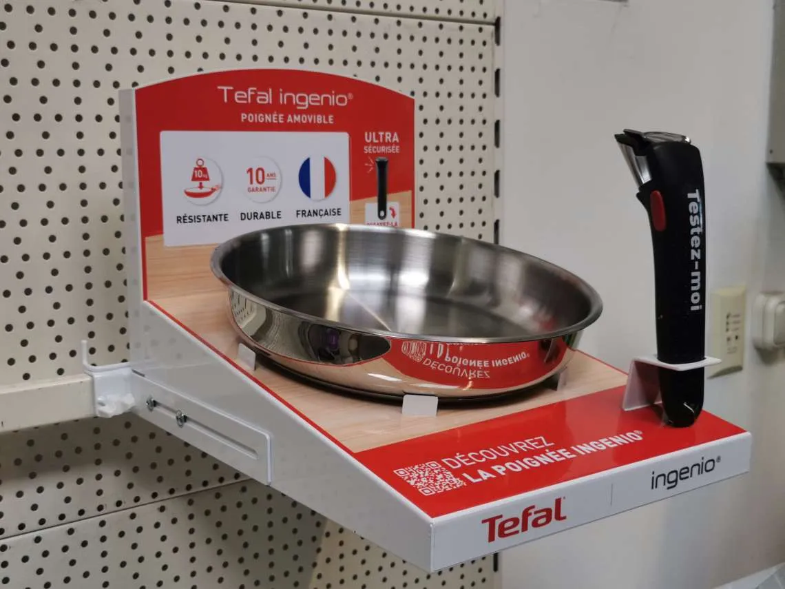 Tefal handle point-of-sale display