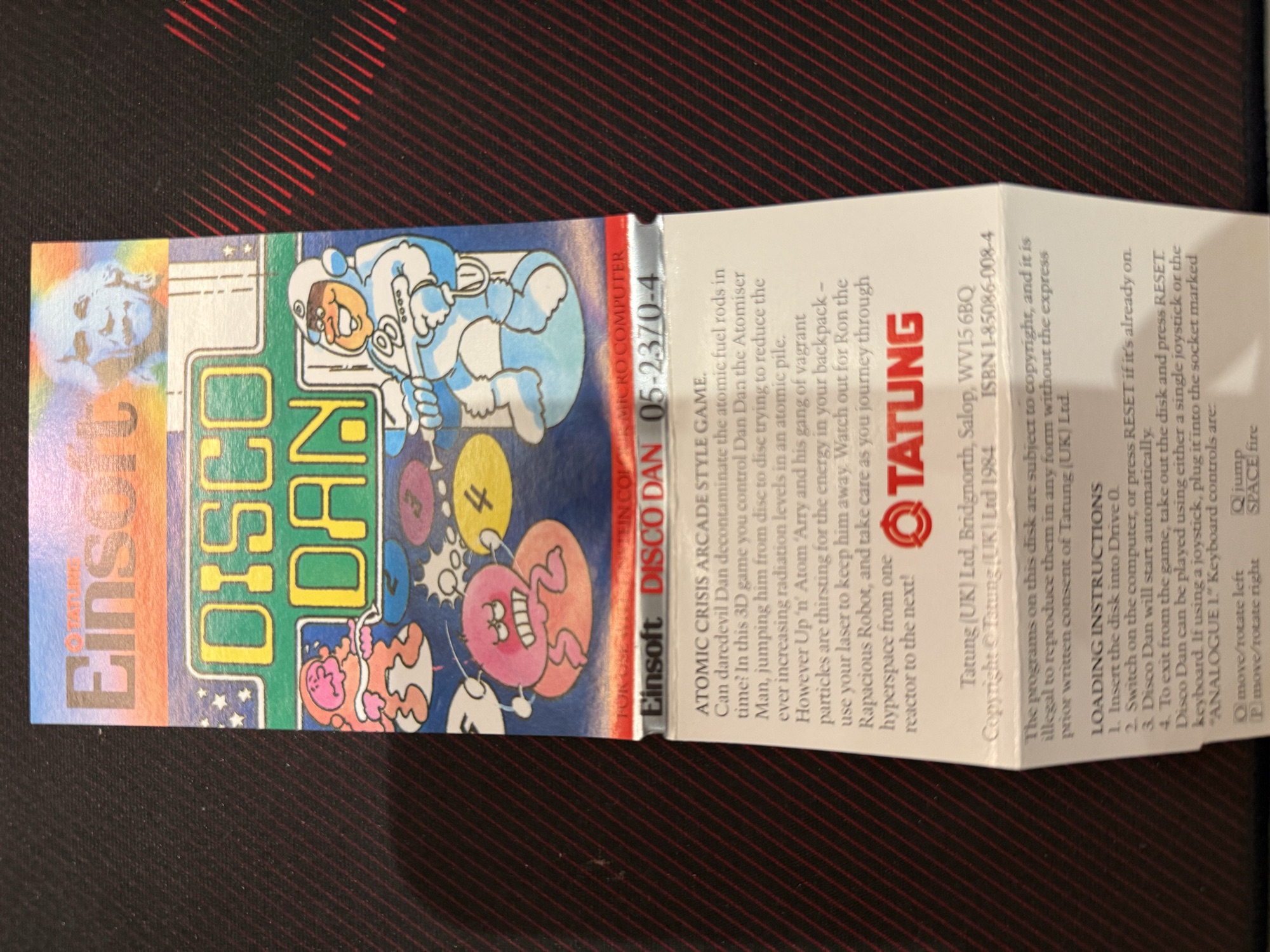The Einsoft Disco Dan inlay, with the game description and loading instructions