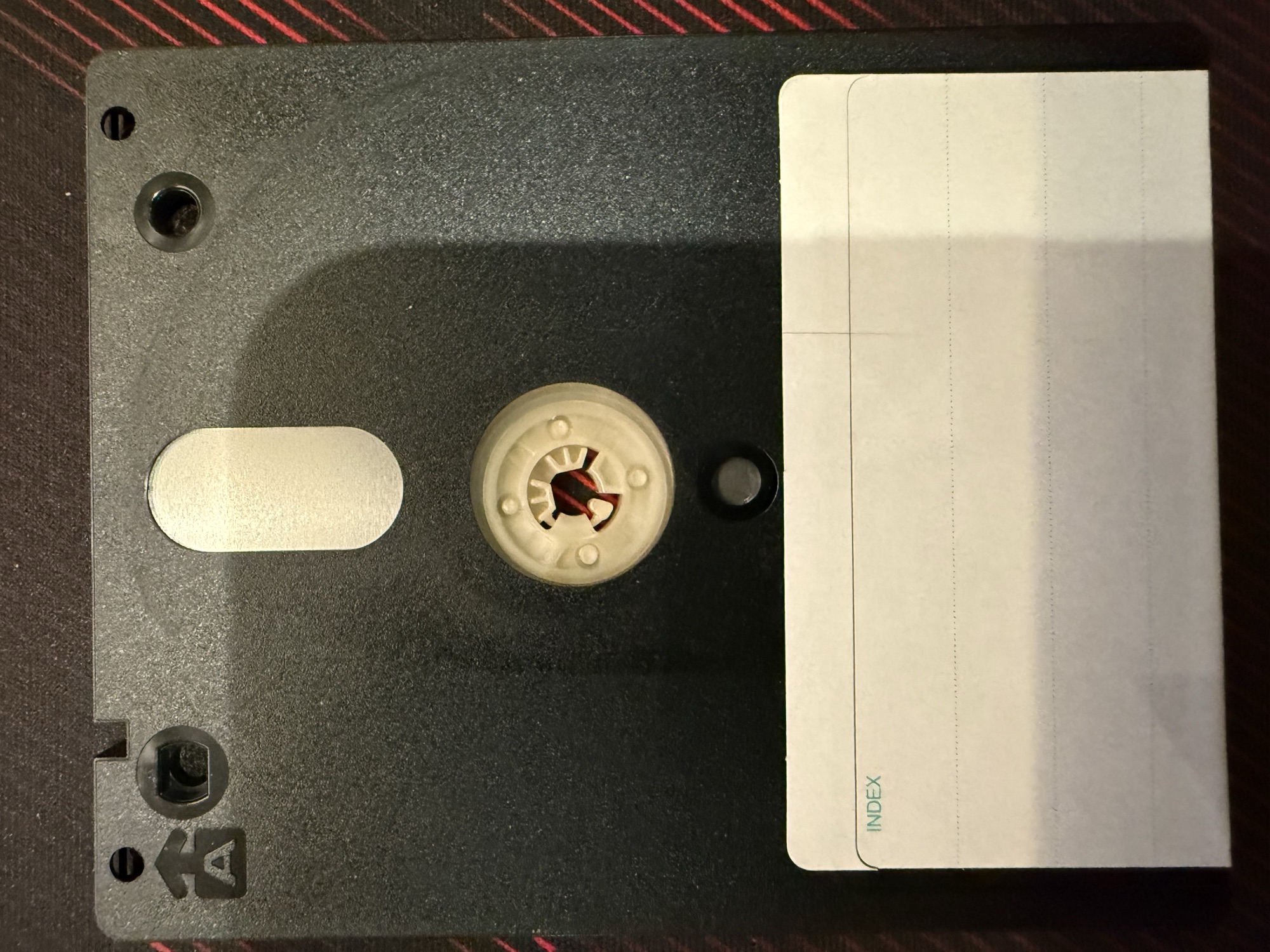 The other side of the disc, with a blank index label