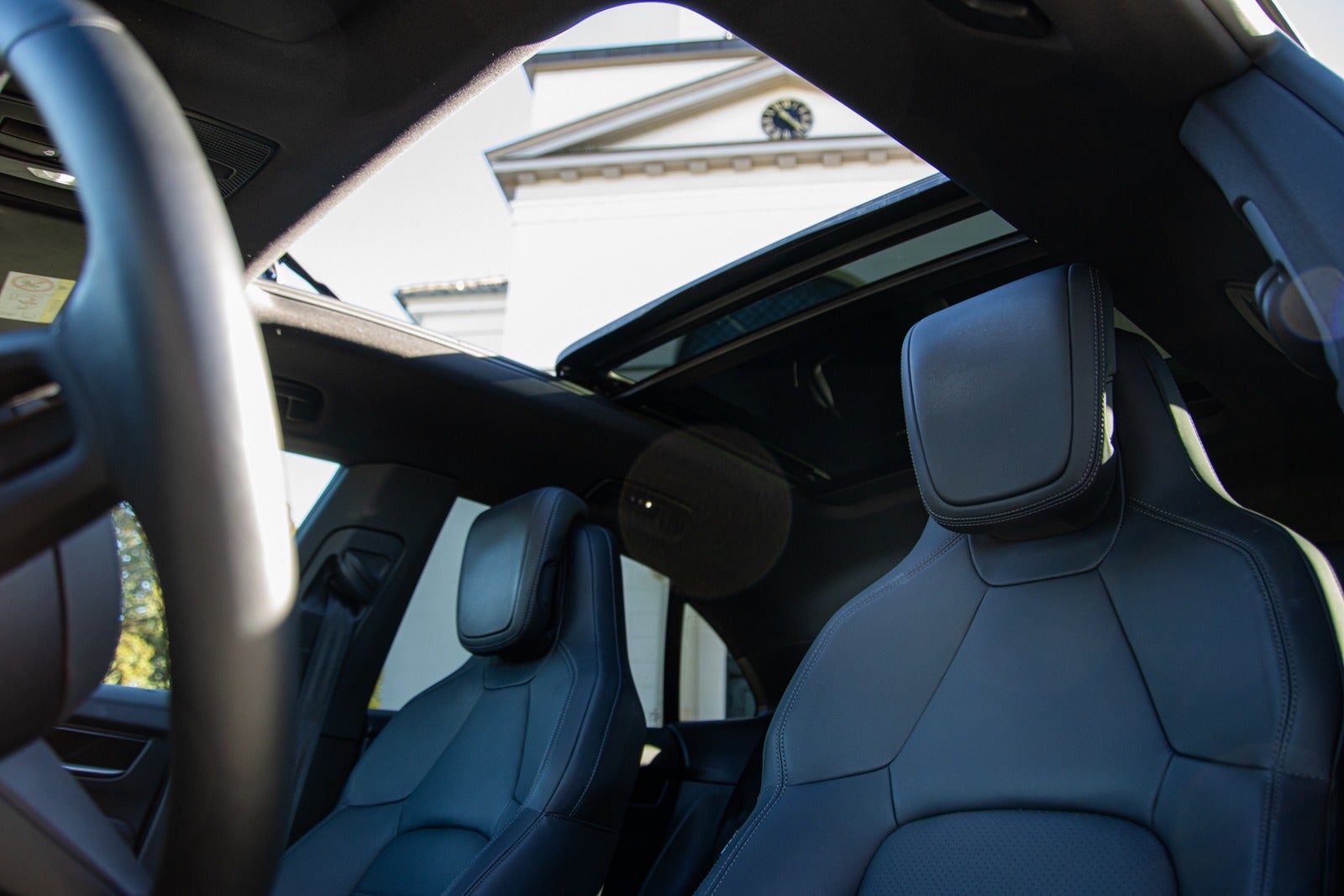 Porsche Macan (2025)