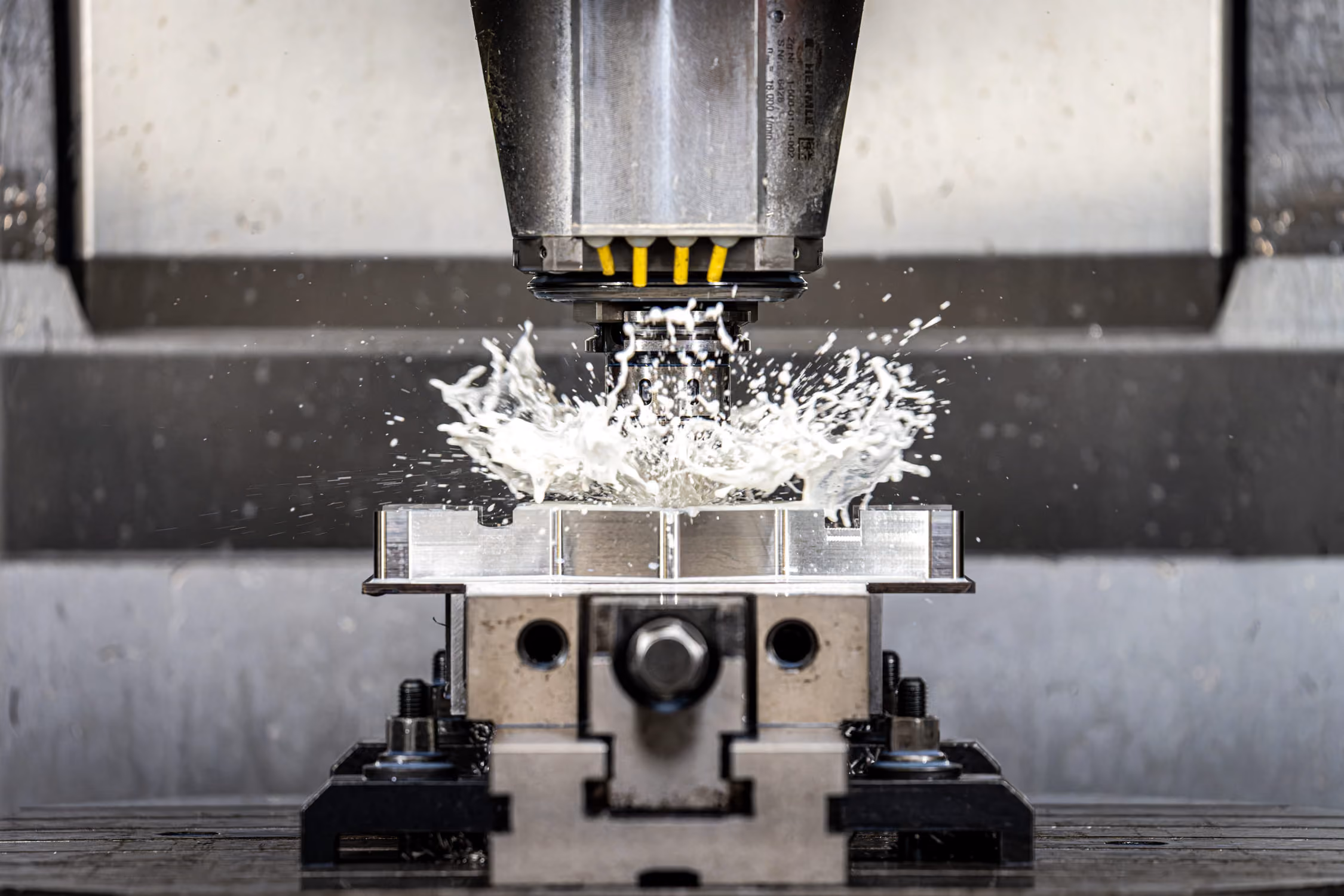 Image d'une machine d'usinage de précision de l'entreprise Leyskens SA