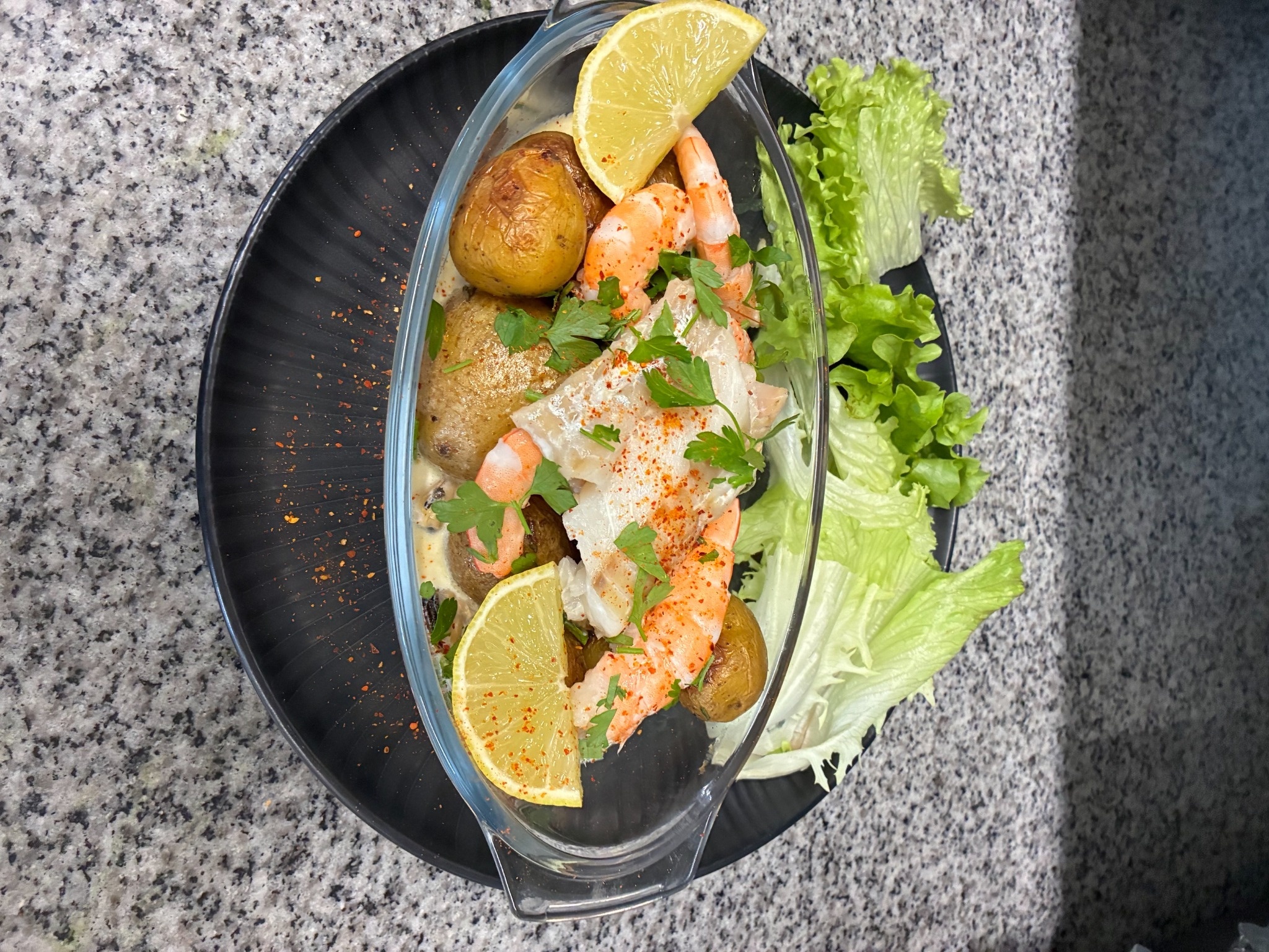 Plat de poisson servi au 28