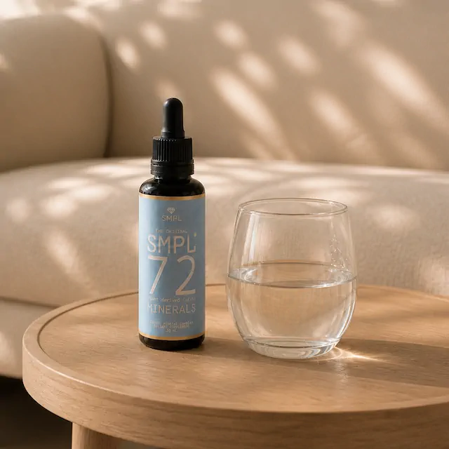 SMPL72 bottle with glass of water