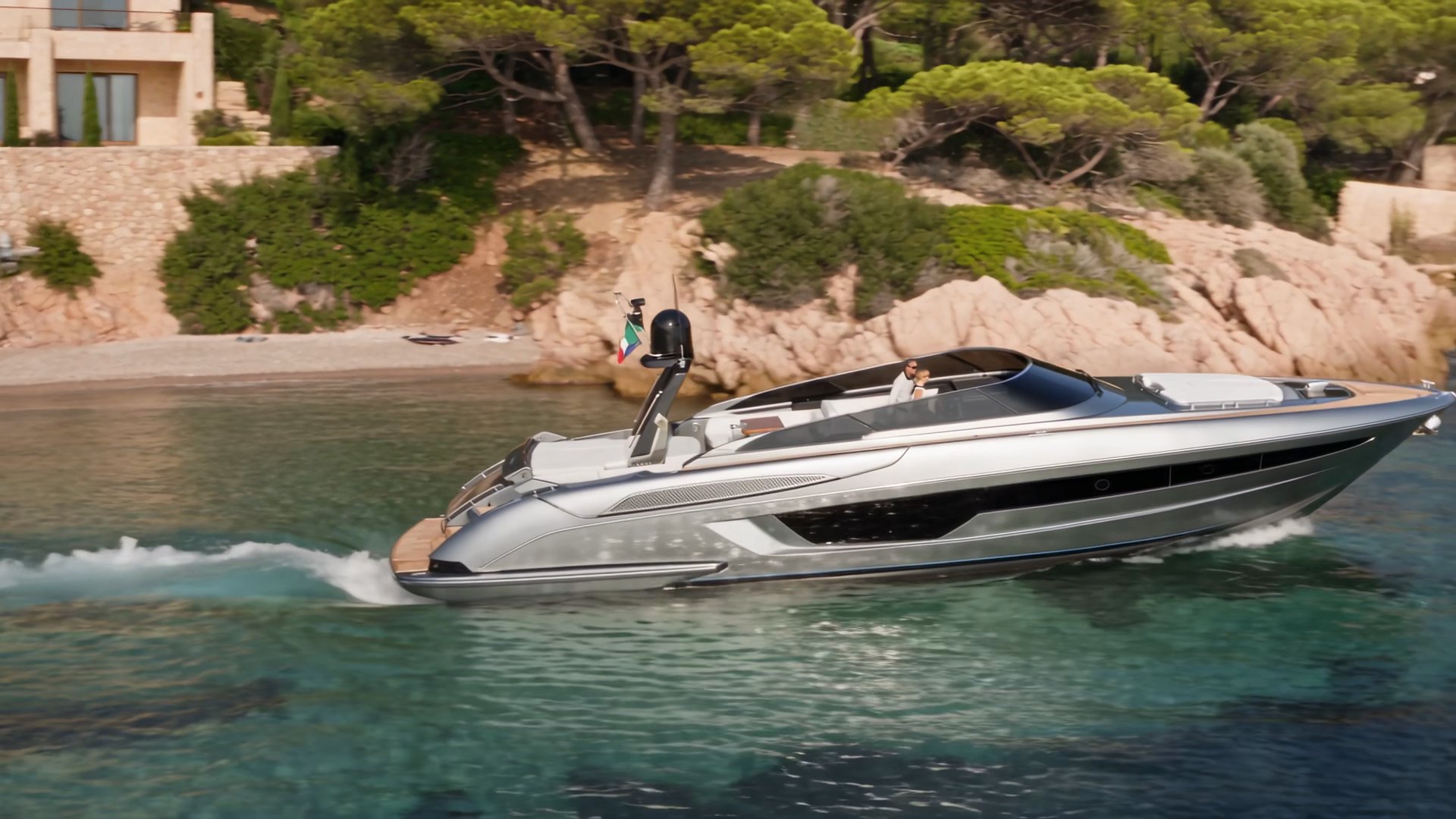 Riva Rivale on open water at Cap Ferrat