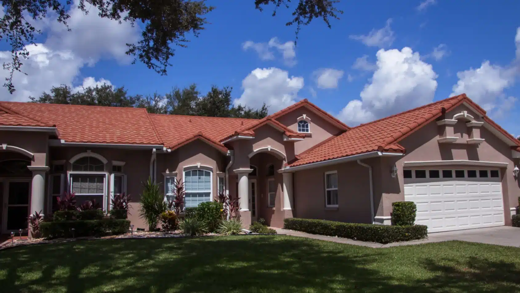Choosing Tile Roof Repair Service Providers