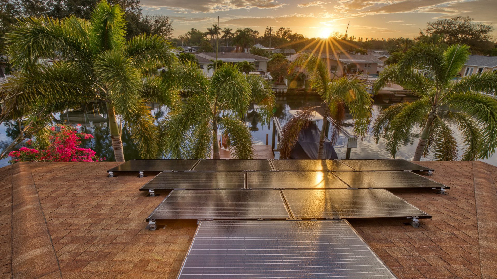 How to Save Money with Florida Solar Panels