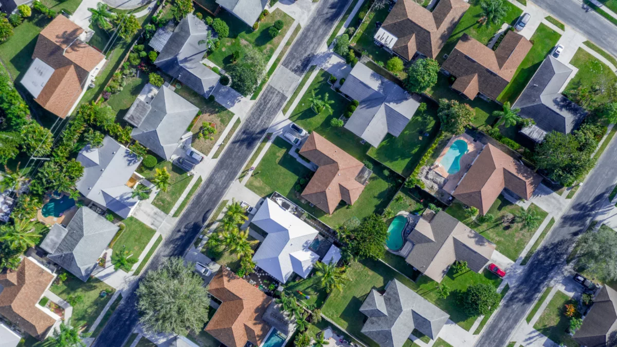 The Best Types of Roofs for Florida
