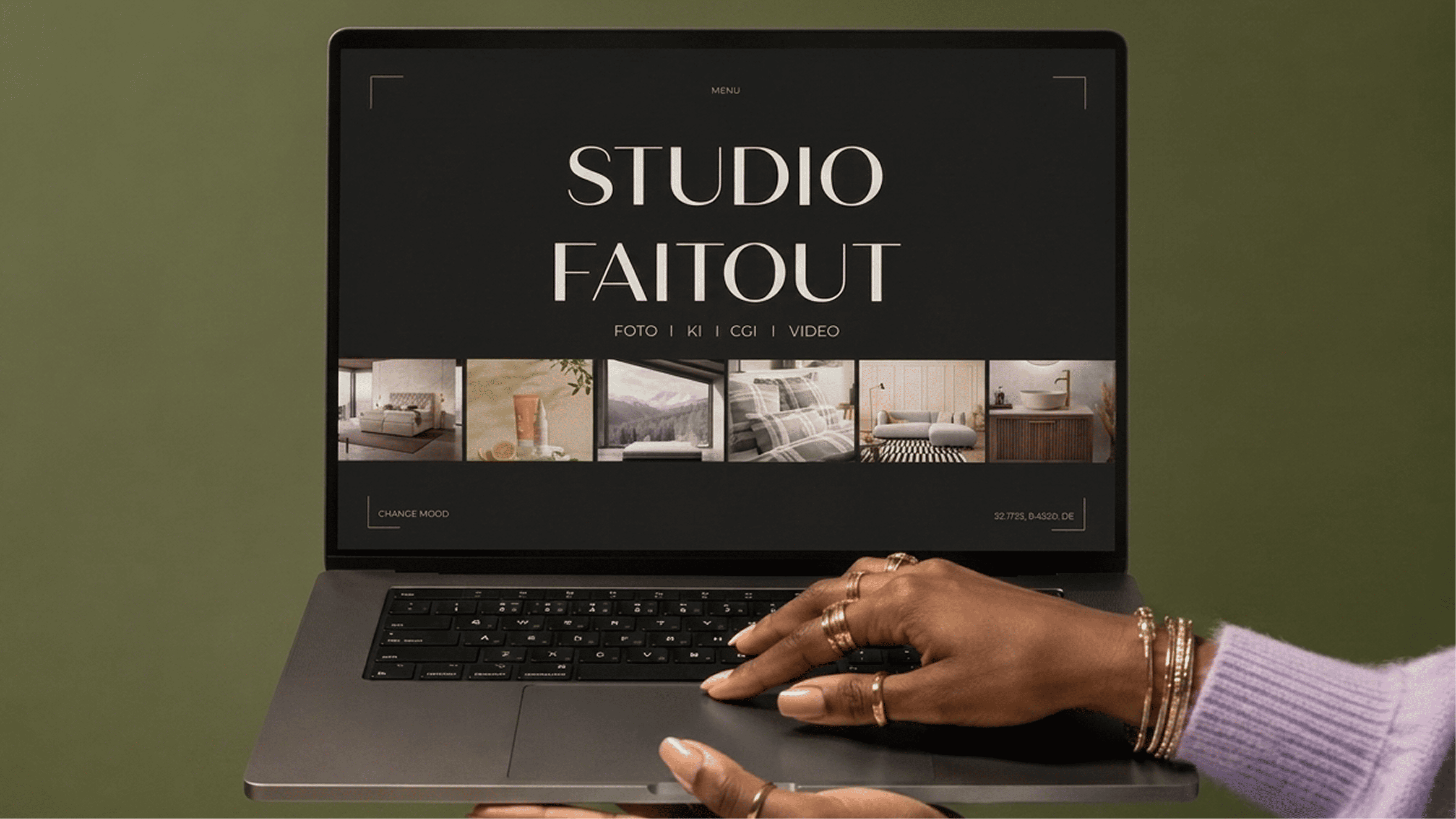 Studio Faitout Website auf Laptop vor grünem Hintergrund