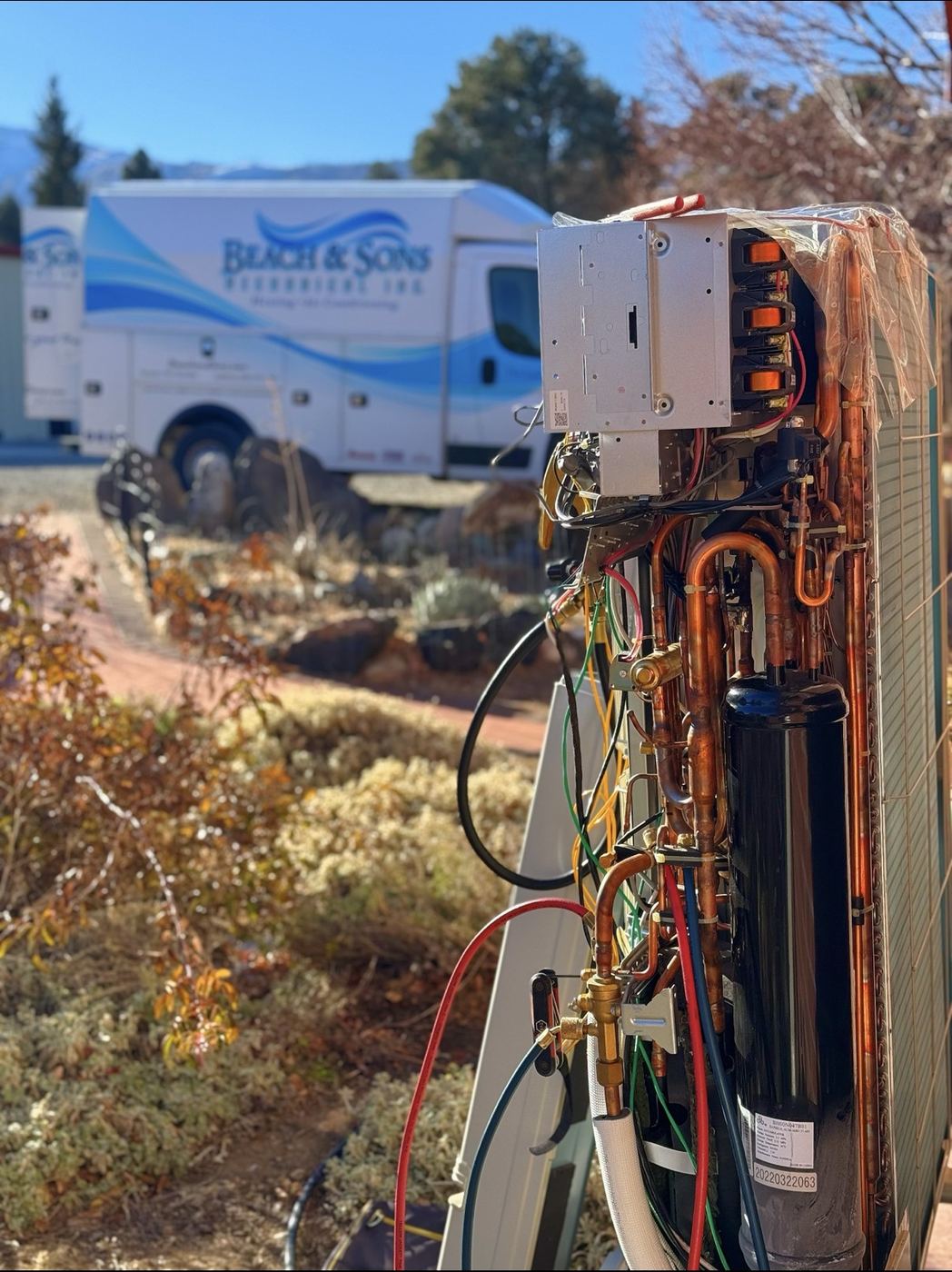 Air conditioning condenser and refrigerant lines during a replacement