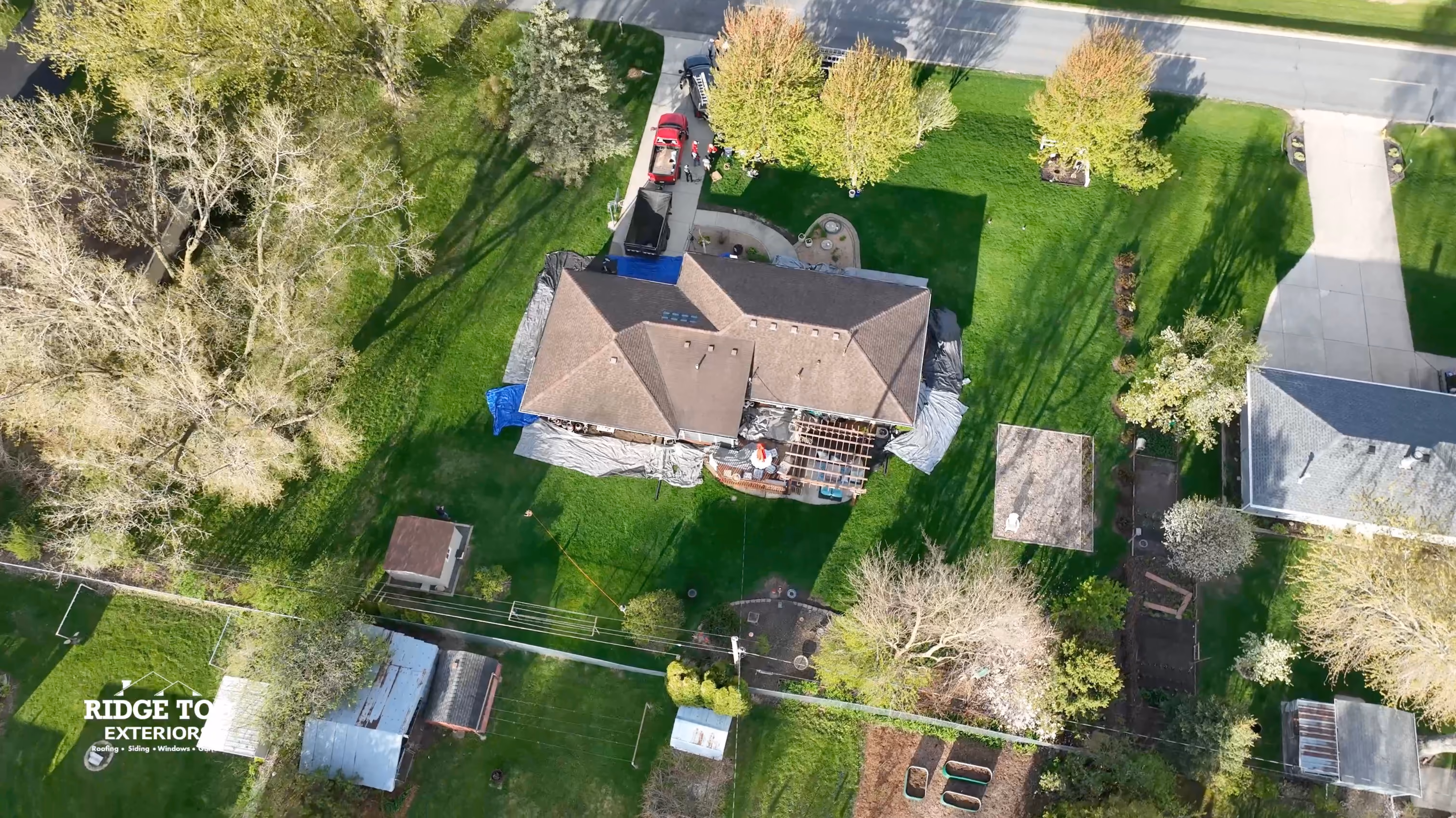 What a homeowner does before a Ridge Top roofing install