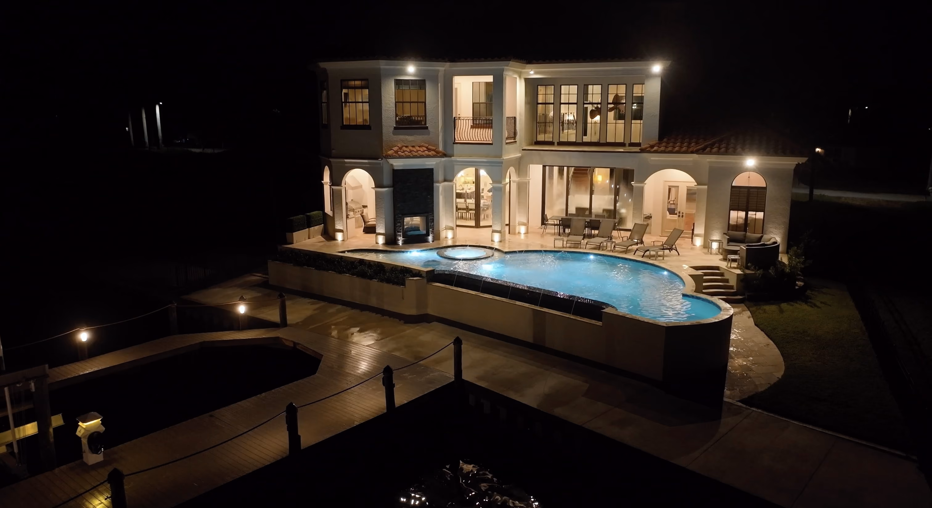 The infinity pool at Villa Brielle looking out to the river