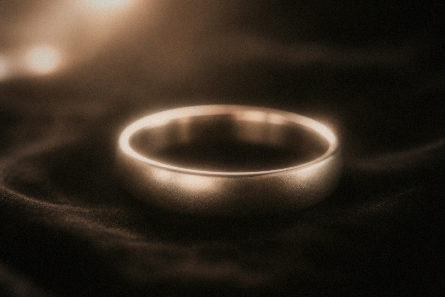 Diamond ring still with Pro-Mist glow