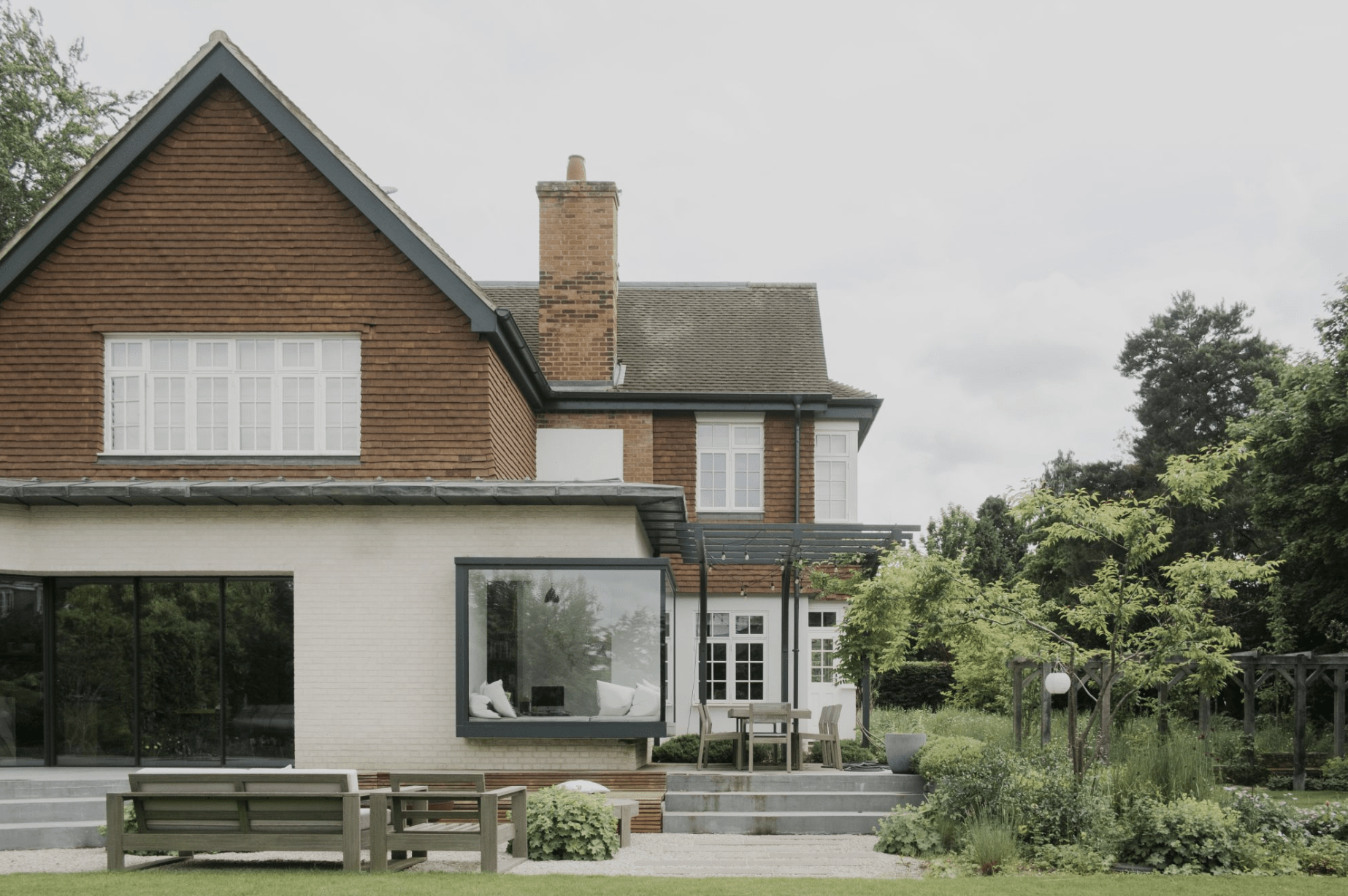 How Residential Architects Solve Awkward Layouts in London Homes