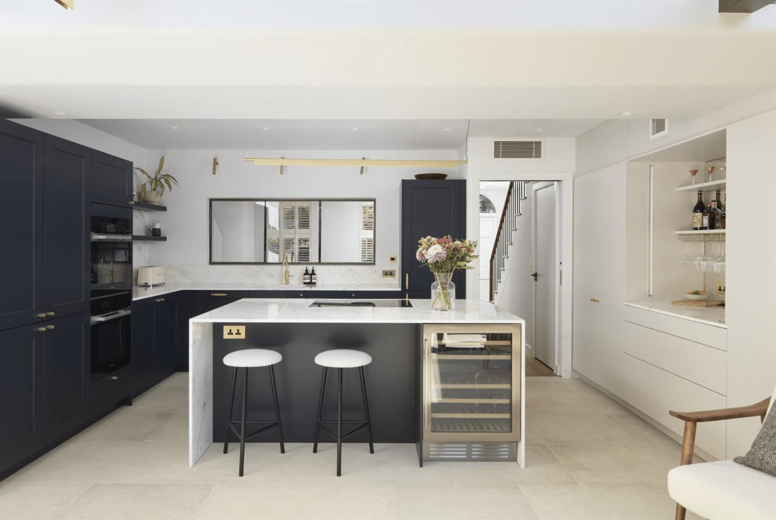 Who Should Handle Your Planning Application? Architect, Designer, or Design & Build