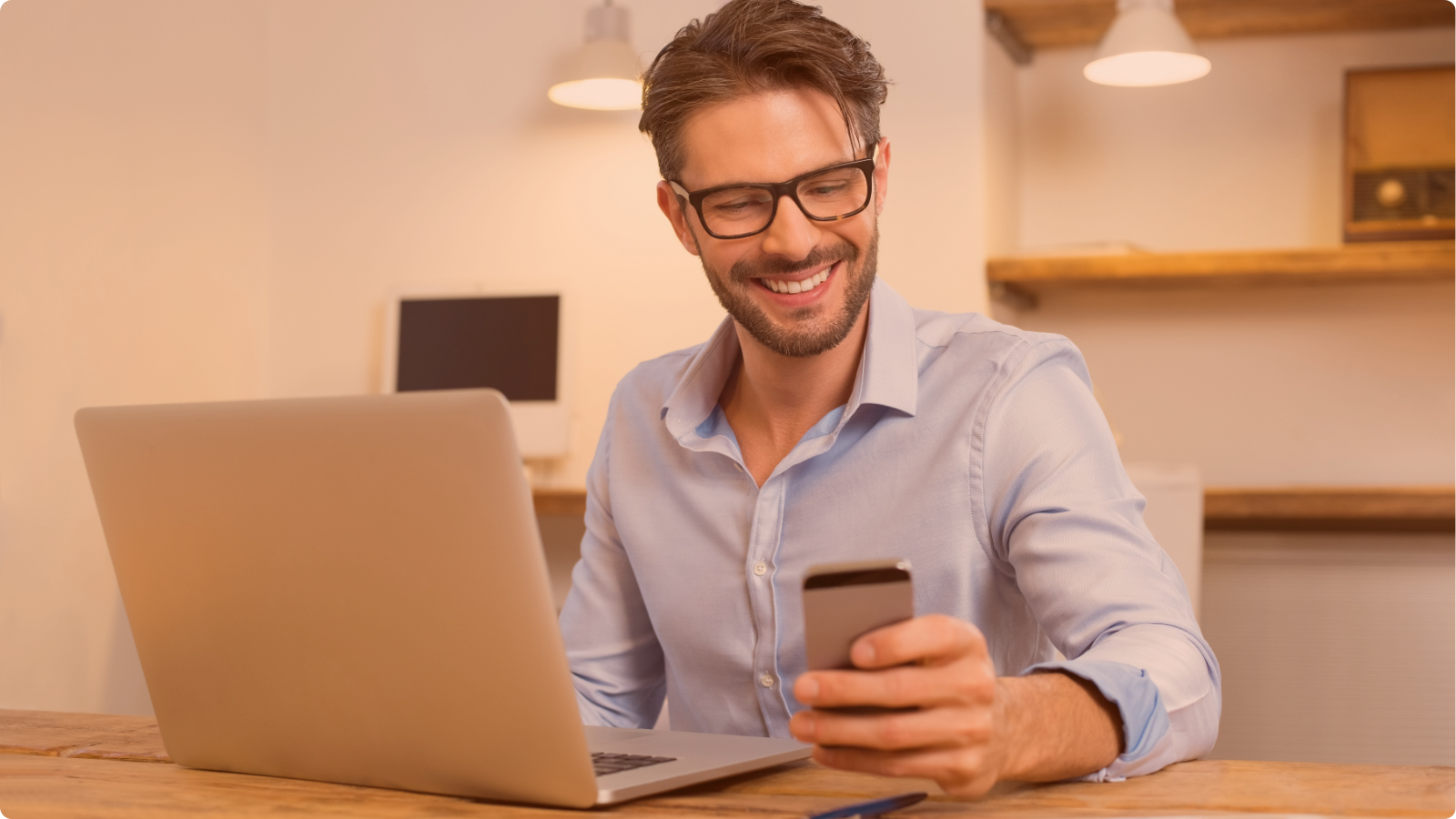 Lawyer accessing AI