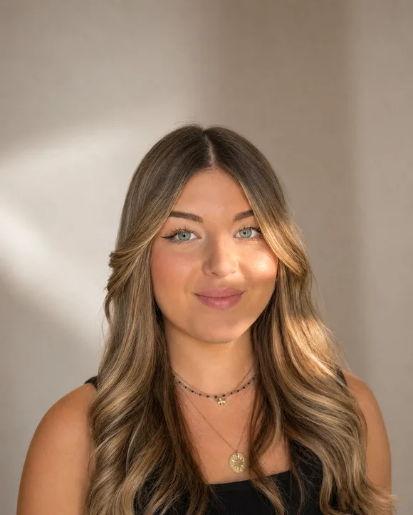 Flora Caballero, talent manager chez Lumera