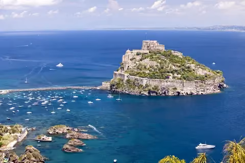Gulf of Naples and Amalfi Coast sailing route