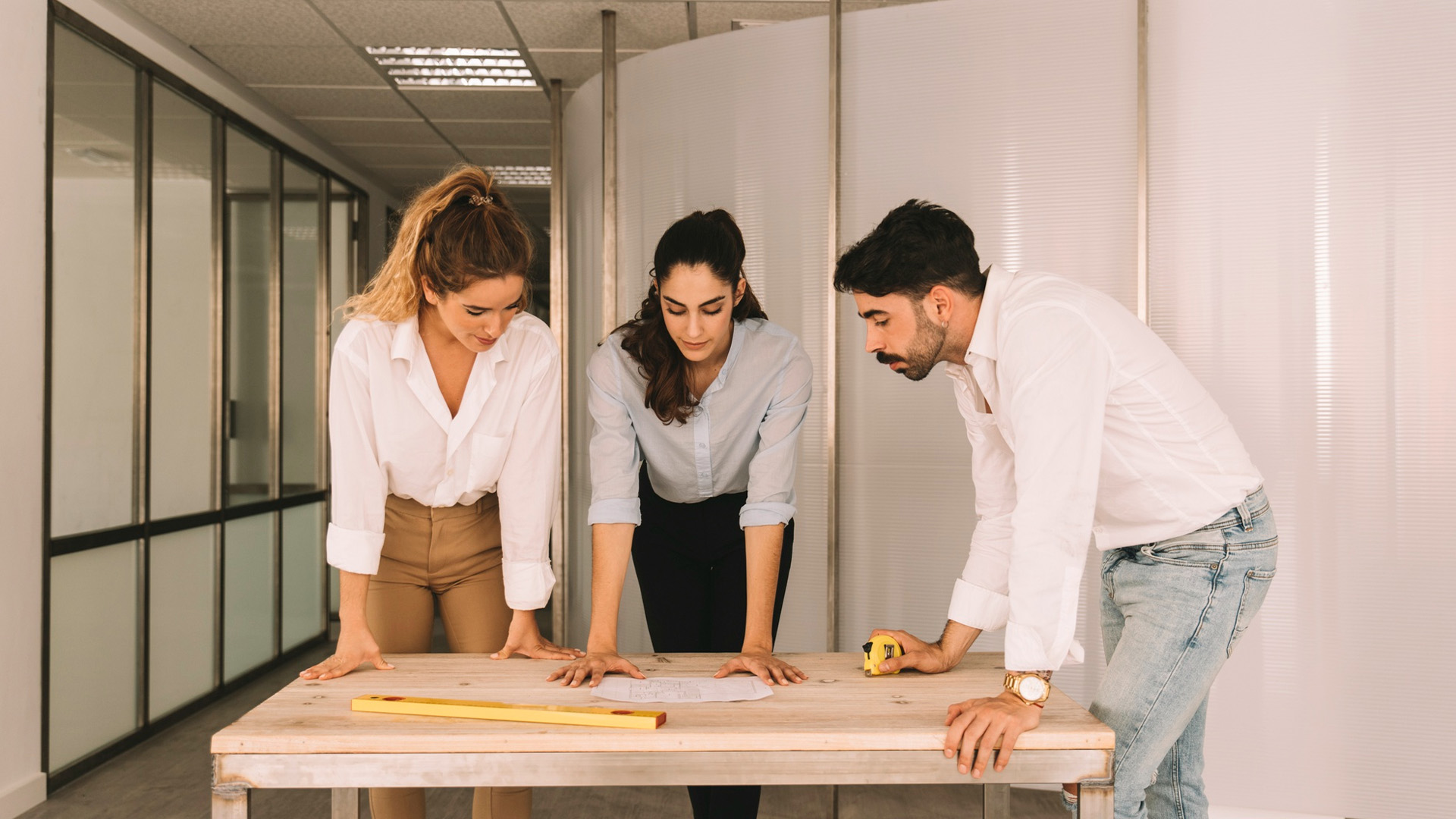 Project management and site coordination on a Dubai build